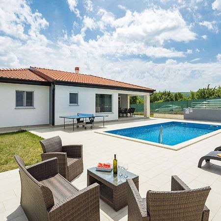 Holiday Home Greta Лабин Екстер'єр фото